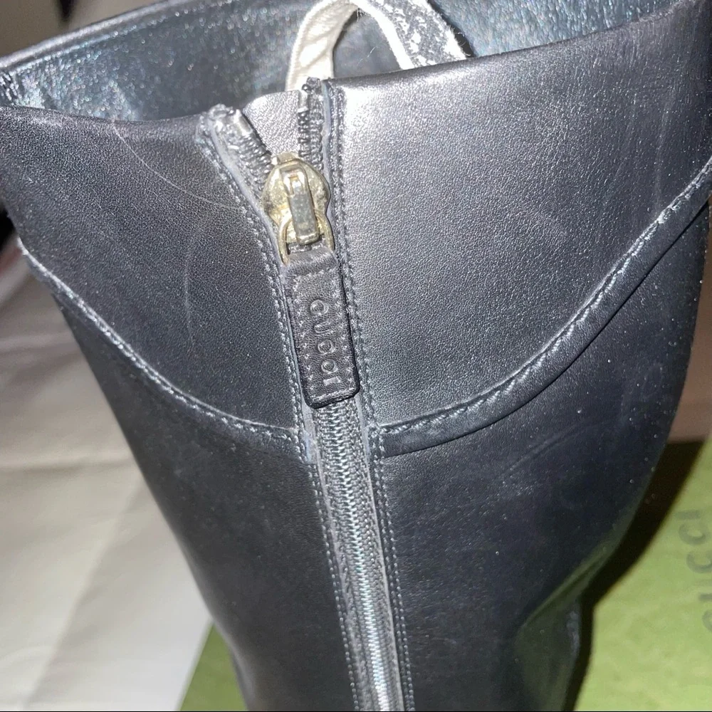 Authentic Vintage Gucci Boots 🖤 - Picture 4 of 10